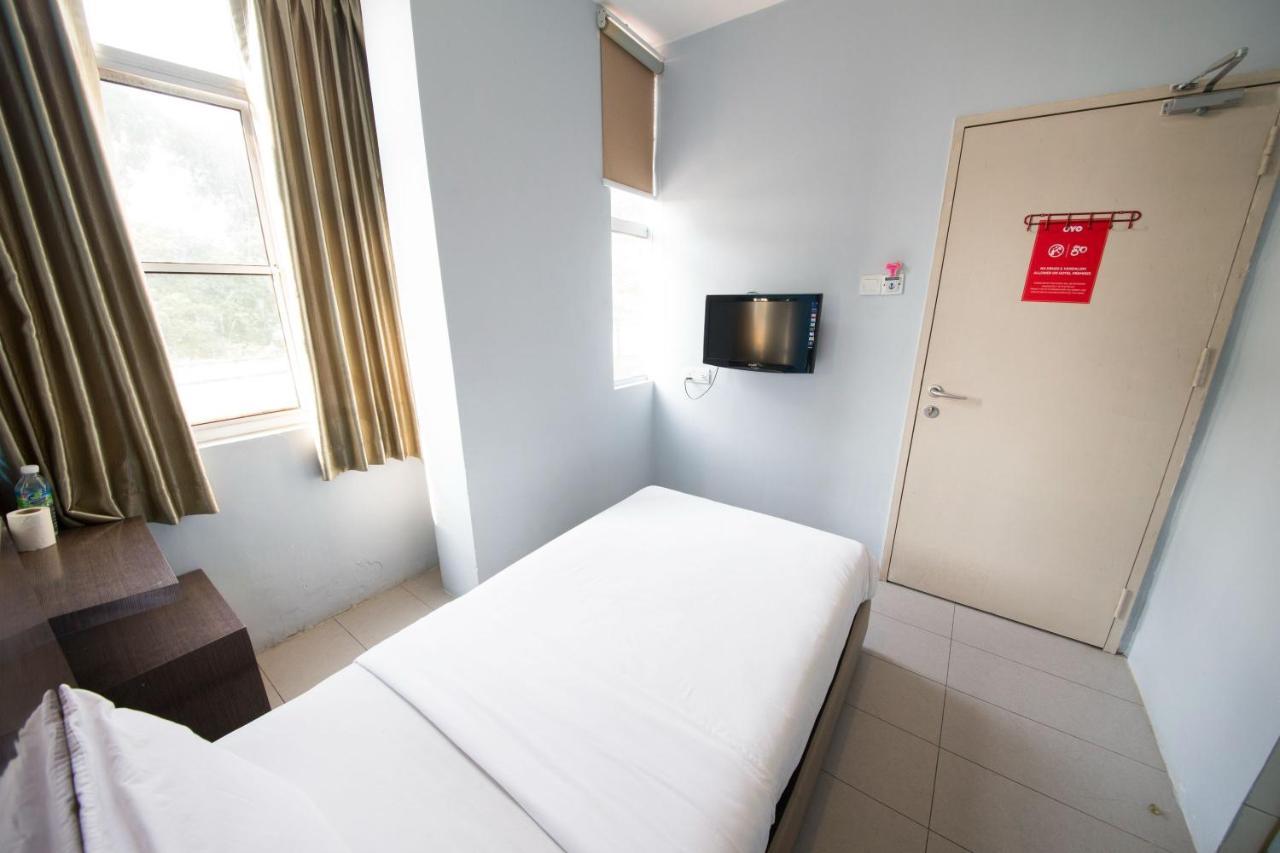Golden Pearl Hotel Near Universiti Tun Hussein Onn Malaysia Uthm Batu Pahat Exterior foto