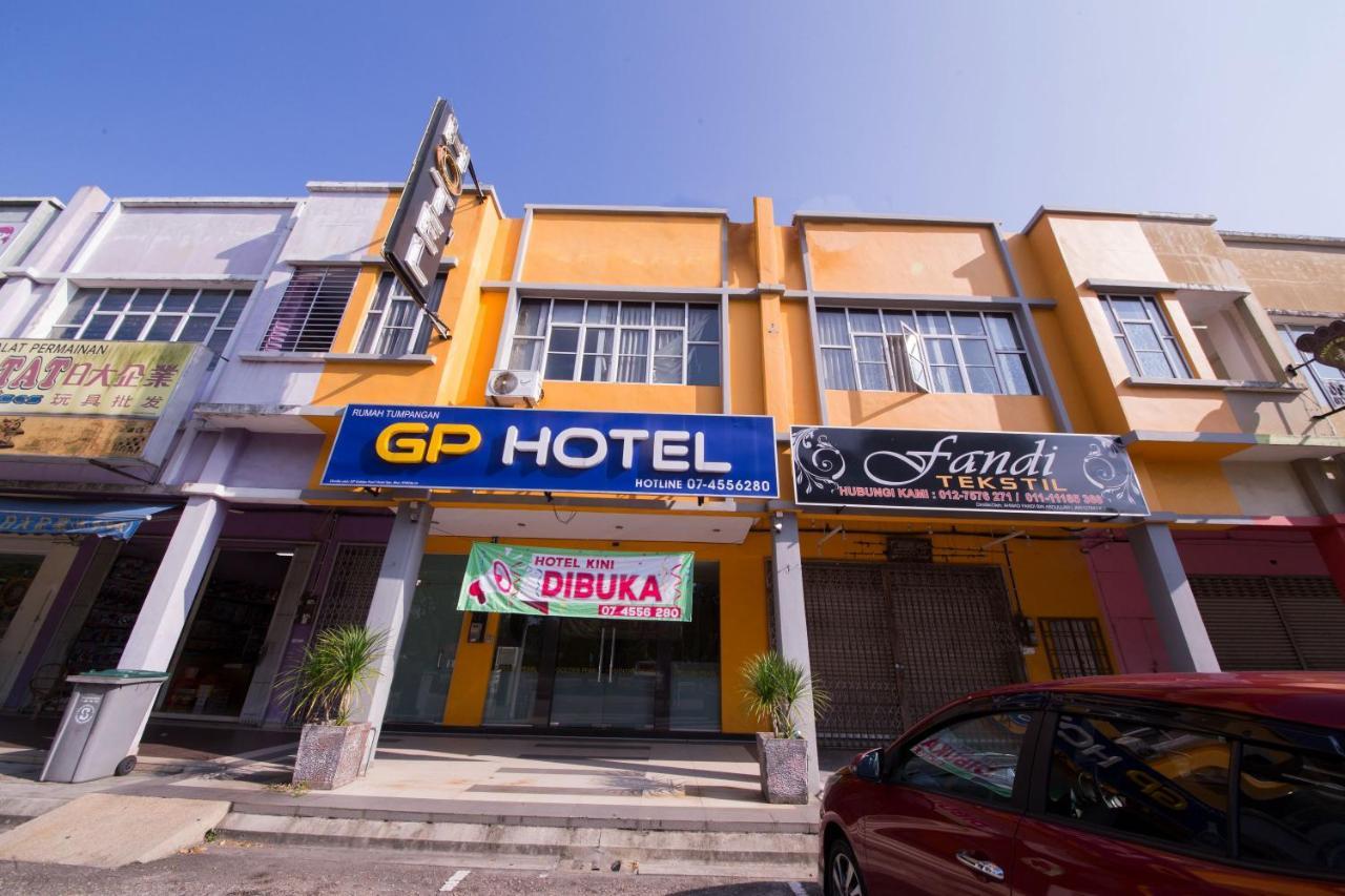 Golden Pearl Hotel Near Universiti Tun Hussein Onn Malaysia Uthm Batu Pahat Exterior foto