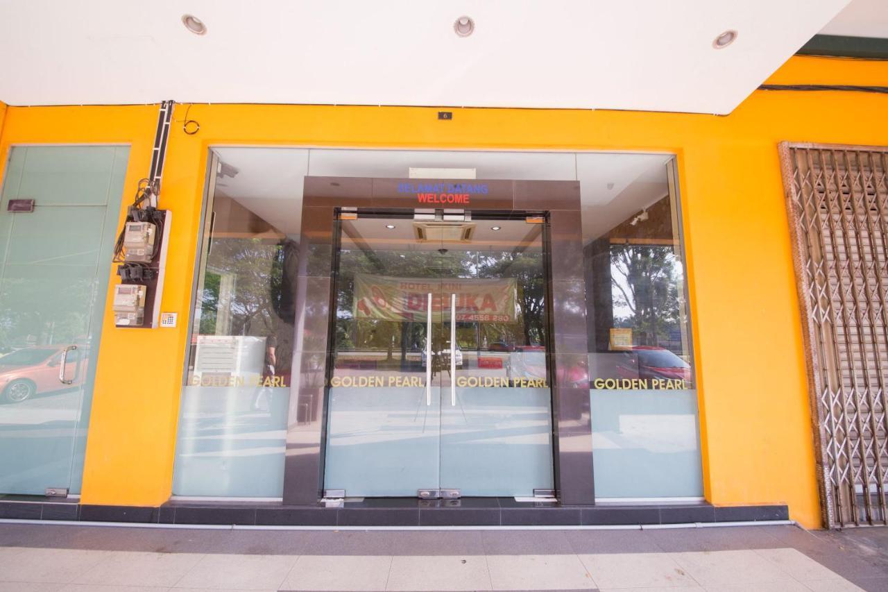 Golden Pearl Hotel Near Universiti Tun Hussein Onn Malaysia Uthm Batu Pahat Exterior foto