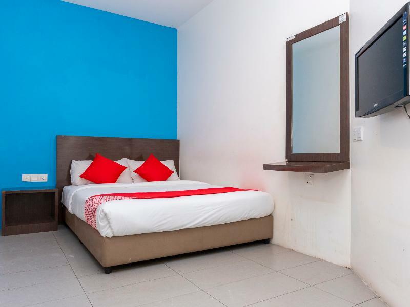Golden Pearl Hotel Near Universiti Tun Hussein Onn Malaysia Uthm Batu Pahat Exterior foto